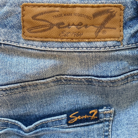 Seven Jean Shorts - Picture 8 of 9